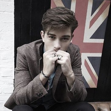 PHWxWaller's profile picture. Michael Cartier Waller | Ravenclaw [Potions professor]