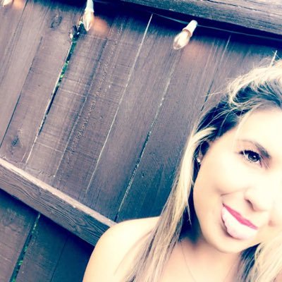 Britni_Lauren's profile picture. AMDG†         SC🌞 britnilauren