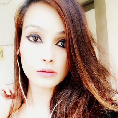 Fashion Consultant/Savvy | I sometimes choke on my own word Sometimes I act lazy I often get bored I have wishes I’m  ordinary I’m extraordinarily ordinary.
