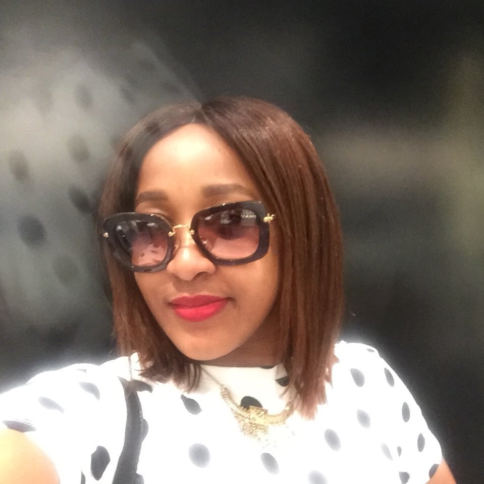 phumeleleh's profile picture. Expect nothing, appreciate everything 💐