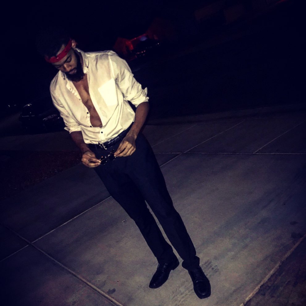 Co-Owner of Still Pushing Fitness. DreamChasing At Its Finest. #SGtv. Bless The Streets With Encouragement 🎱