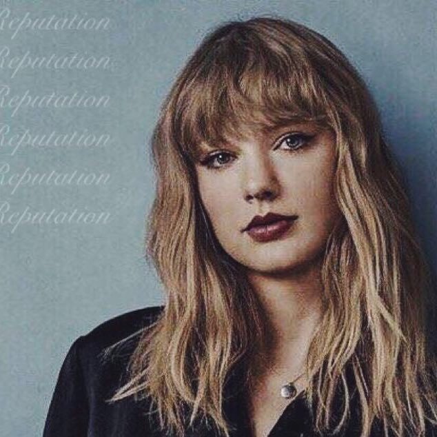 Caroline9705's profile picture. For a moment