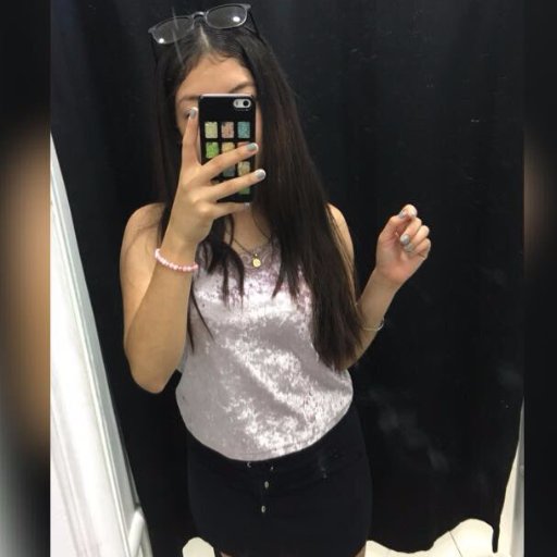 GabbXana's profile picture. Your just a little bit out of my limit 💍💛