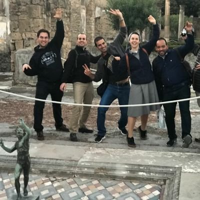 alvarocss89's profile picture. @seminarioavila @myvocacion , caminando y buscando sendas, creyendo y tendiendo puentes, luchando por un mundo mejor