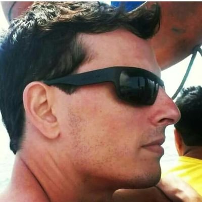 thomasfisio's profile picture. Fisioterapeuta, casado, amigo e apaixonado por futebol.