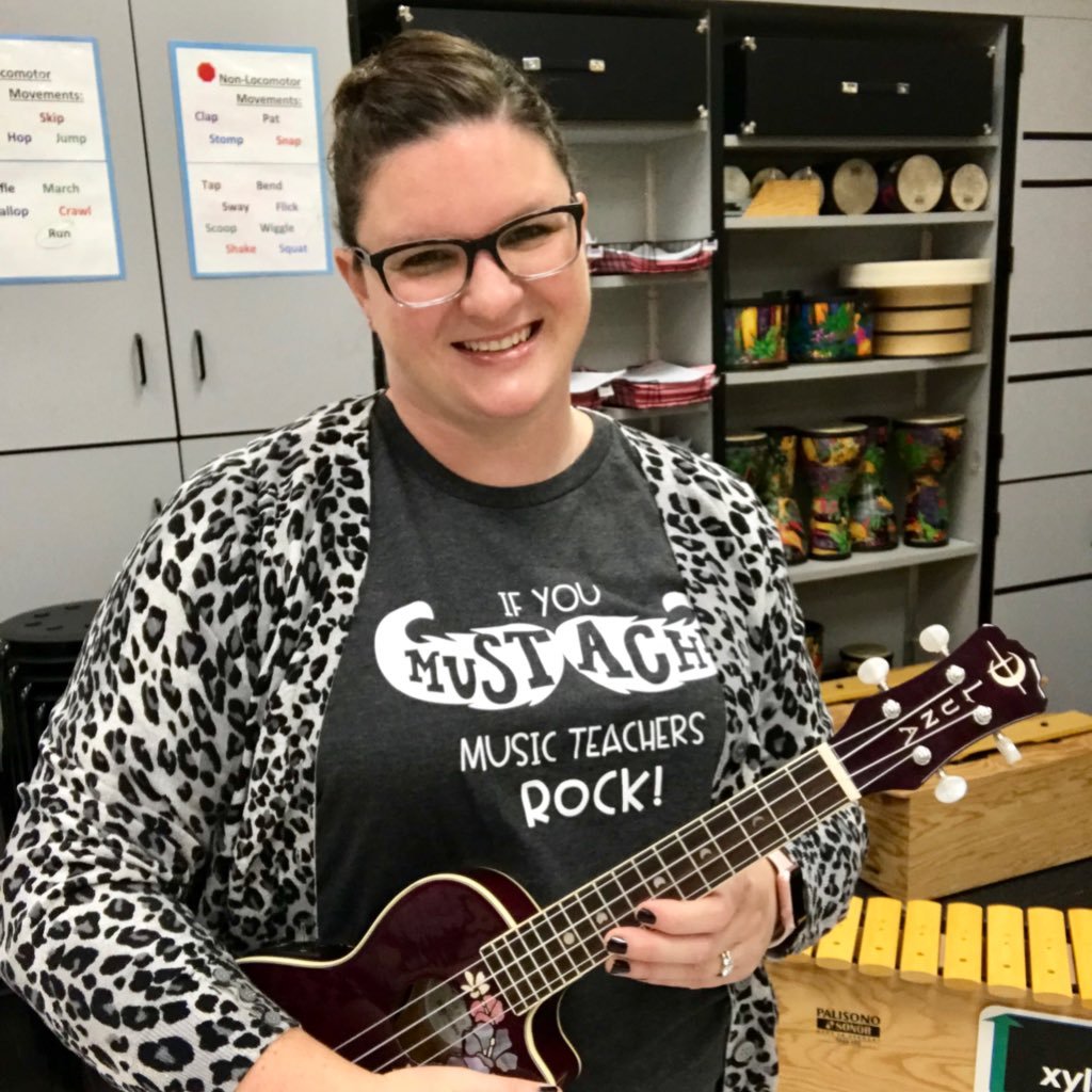 (she/her) | Elementary Music Teacher, Bluffsview ES @bluffsviewelem @wcsdistrict | Central Ohio AOSA I Soprano, Capriccio Columbus | Wife & Mother of 2 |