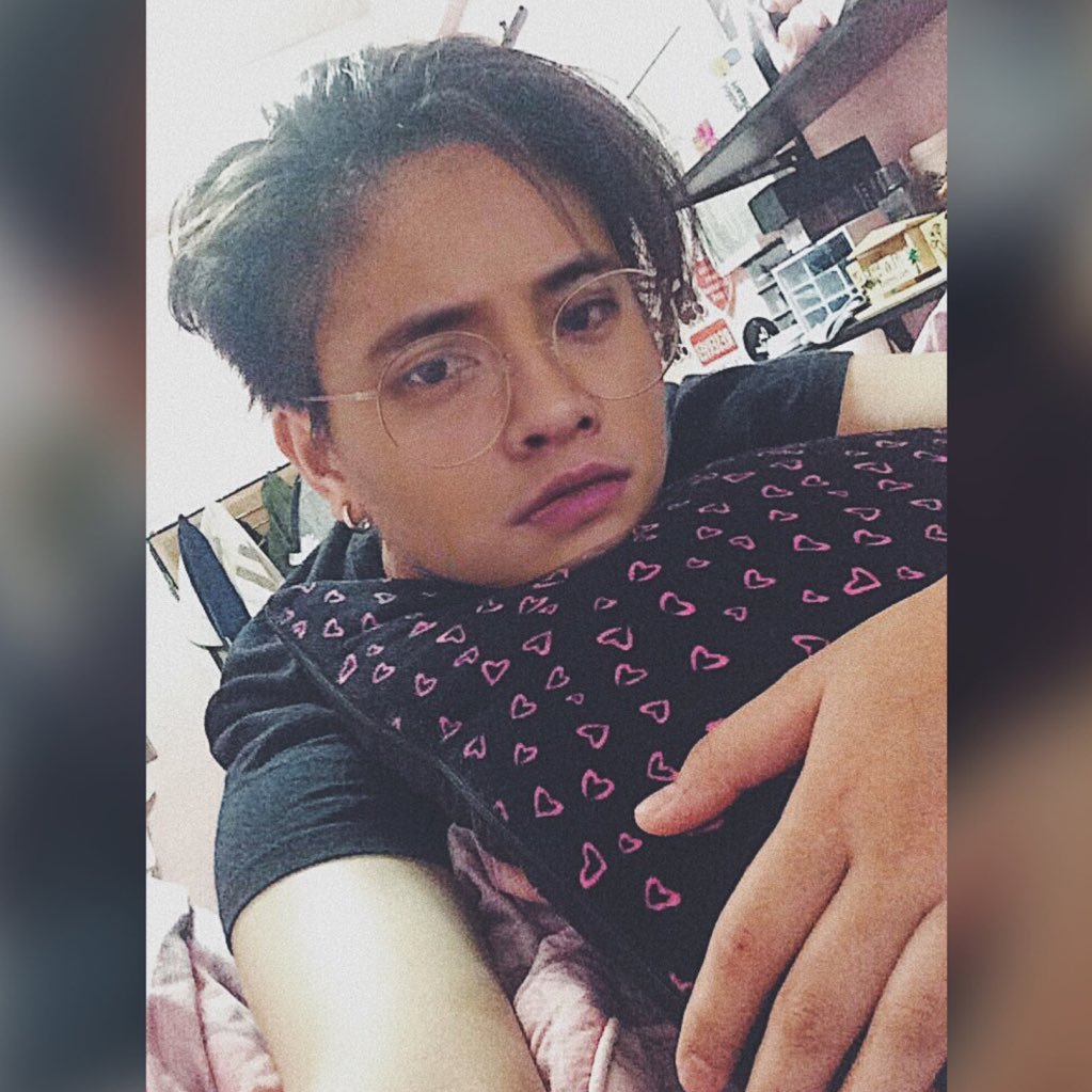 meroysol's profile picture. studying | Technical Drafting | 18 | Butch🔥