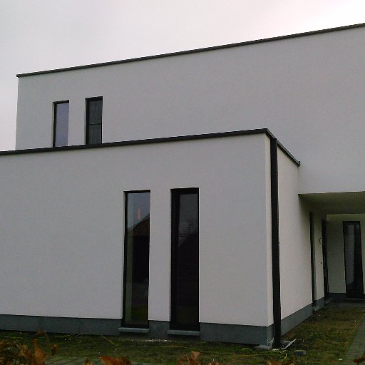 EconstructV's profile picture. 