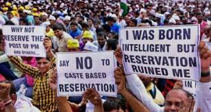 बन्दे है हम उसके हमपे किस का जोर
उम्मीदों के सूरज निकले चारो ओर
हीमते फोलड़ी हिमते हर कदम
अपने हाथो किस्मत लिखने
आचले है हम ।