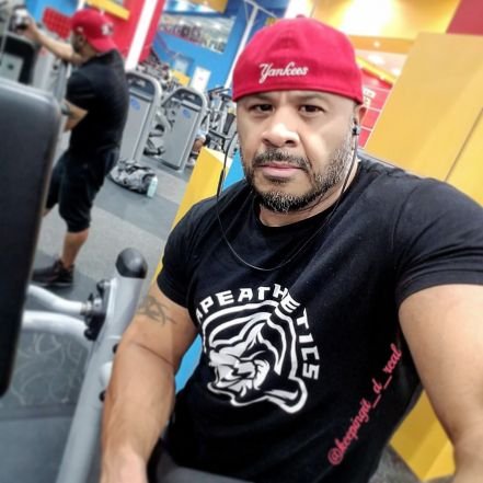 DarylLee04's profile picture. Sneaker enthusiast 👟 Gym apparel enthusiast 👕 and weight lifting enthusiast 🏋
▶Premier Protein Ambassador