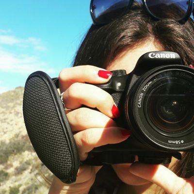 Daianita8_'s profile picture. ···...La chica de letras...··· Espíritu libre, creyente en los imposibles. Doctorándome. [Teacher, singer & writer]