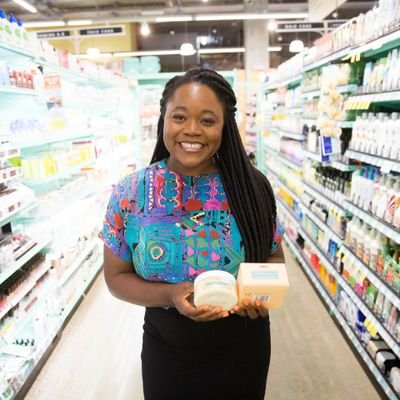 Entrepreneur | Founder @SheaYeleen | team Ghana Jollof |  ❤️ traveling 37 countries & counting | featured in @msnbc, @bet, @cheddar, 
@LetsTalkLiveDC