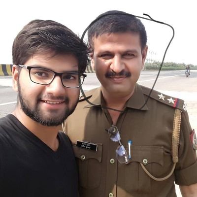 aakash_jawla's profile picture. The FS fan.🤣🤣🤣🏎🏎🏎