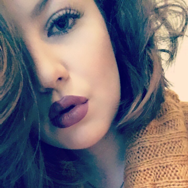 ✨Just a twenty-something year old being sassy and figuring out life ✨