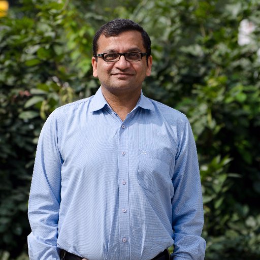 vineetarya_cmo Profile Picture