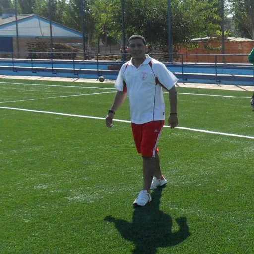HectorColon4's profile picture. Me gusta el presing, cuidar la pelota y buscar los espacio...!!