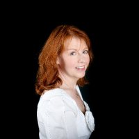 Elena Wilkes (@elenathrillers) 's Twitter Profile