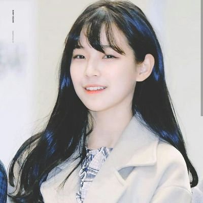 [RP] Baek Jiheon Fromis, 귀엽고, 가장 매력적이며, 가장 달콤한 미소로.