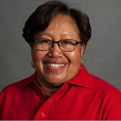 I AM SENATOR CARLA BARNETT
THE MINISTER OF STATE IN THE MINISTRY OF FINANCE .
THE FORMAL VICE PRESIDENT OF THE CARIBBEAN DEVELOPMENT BANK.