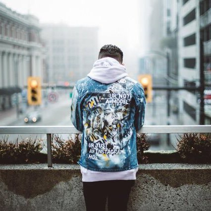 RStushnoff's profile picture. That’s just showbiz, baby