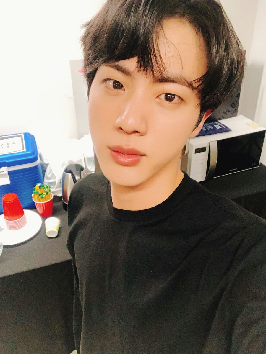Jin's Girlfriend♡. (TheJinsGFriend) Twitter