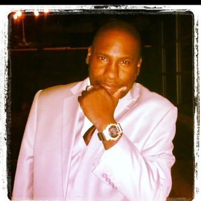 COMEDIAN DERRICK ELLIS CHECK OUT HIS CLOTHING LINE FUNNY WEAR @ https://t.co/rEDFkkH2d7 Comedian/Author/Actor/Filmmaker/Movie Producer