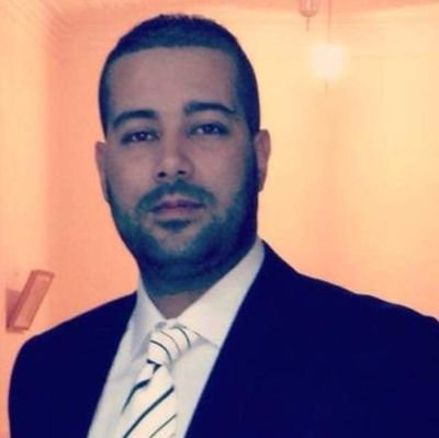 الجاهل يمكن أن تعلمه، والجافي يمكن أن تهذبه، ولكن الذّليل الذي نشأ على الذّل يتعذّر أن تغرس في نفسه عزّة وإباء وشهامة تلحقه بالرجال
عبد الحميد ابن باديس.
