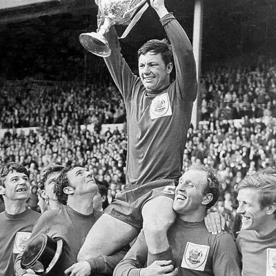 intercity69's profile picture. North Shields FC , NUFC , Tynemouth Cricket Club , Tynemouth Golf Club Crest ,in fact out with a C. Happy granda chucked in life’s good.