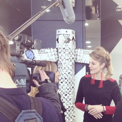 _black_balloon_'s profile picture. Black Balloon is Cléo Baele and Sarah Bos.The duo share a passion for music and fashion.Together they present a total concept fashion label from head toe.