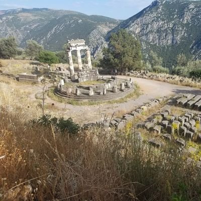 yourswagysavior's profile picture. Sic semper evello mortem tyrannis