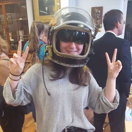 PhD candidate @data_science_ie. Astrophysics grad of @tcddublin. Into stats, stars and the Stars. She/her