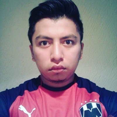 Lic en Gastronomía, Baterista introvertido carismatico y fan del Grupo PXNDX,
Rayado de corazón!
Futuro chef que no ha sabido conjugar el verbo amar