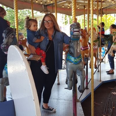 JesskaMomInThe6's profile picture. Mama|Wife|Doula|Salon|Coffee|Repeat