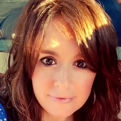 JLeeCandy's profile picture. 