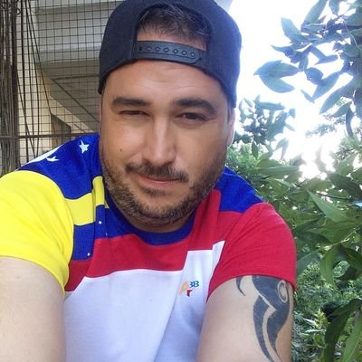 Venezolano luchando por la libertad que todos los venezolanos necesitamos.
