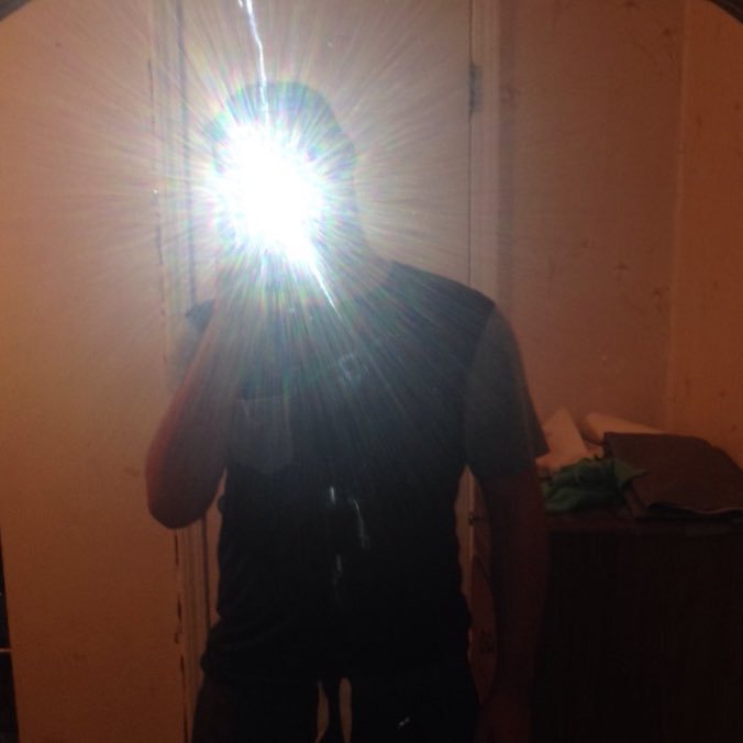 PoCat_12's profile picture. 👀