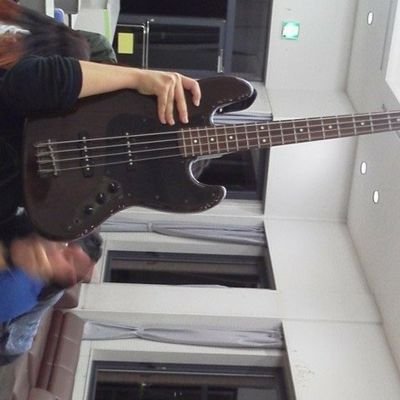 sgktmk_com's profile picture. 福井県で楽器吹いたり弾いたり、プログラム書いたり書かなかったりしています。趣味と仕事のごちゃまぜアカウント。

ふくもく会にたまに出没します。
Bikpela Poteto Bilong Mi という謎のブログも書いてます。（https://t.co/5HxCTQHdX8）