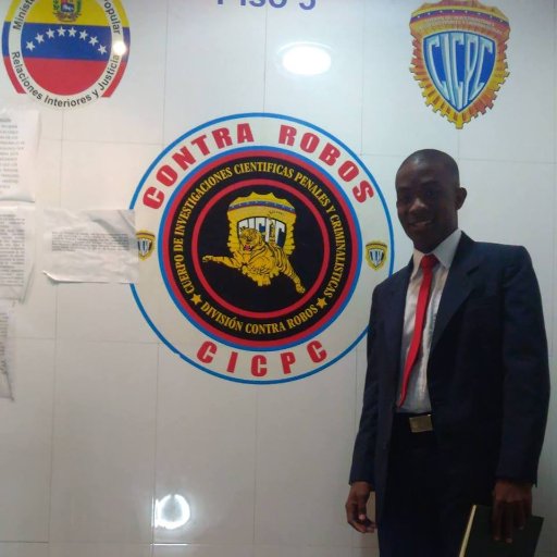 Jowelito96's profile picture. Instagram: Jhowerthb; Abogado y Chavista.