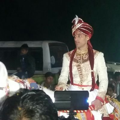 I LOVE KRISHNA ONLY
एक छोटा कदम छोटे लक्ष्य पर, बाद मे विशाल लक्ष्य भी हासिल करा देता है।