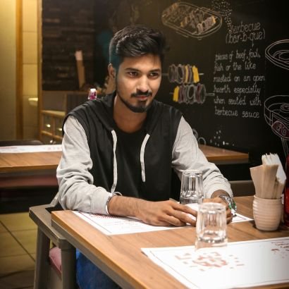 surendhar_kutty's profile picture. FilmMaker
Dialogue writer, 
Actor (shortfilms), 
Future director📽️🎬🎥🎞️
IG : https://t.co/OKZ4rJWbAX