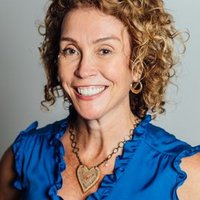 Lisa Strong - @StrongCurlz Twitter Profile Photo