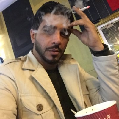 اذا وقفت امام حسنكي صامتآ فالصمت في حرم الجمال جمالوو