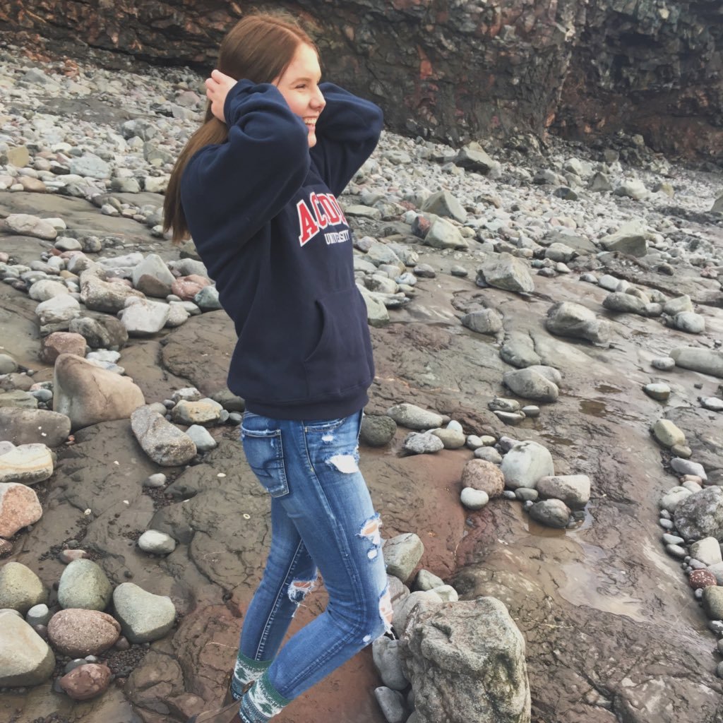 _mckennashandi_'s profile picture. 