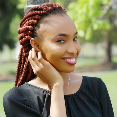 elichimeziri's profile picture. A good smile, a good heart, and a good word makes a great personality