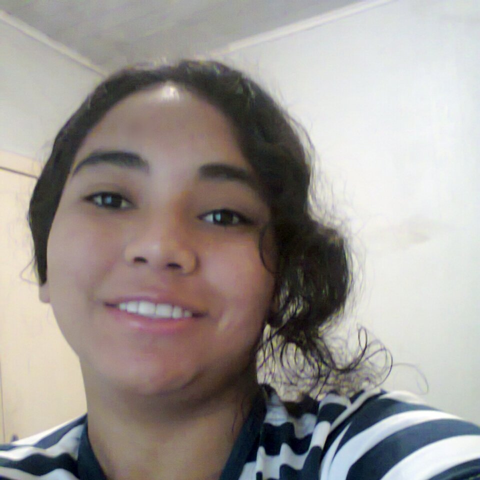 '' I like animals, I love cooking. I'm graduated in Geography by the Amazon Courses.I love to enjoy a good song.''