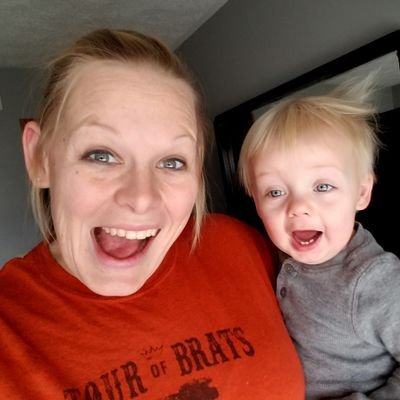 Teri_Ann_'s profile picture. Mommy. Wife. Sister. Aunt. PT.