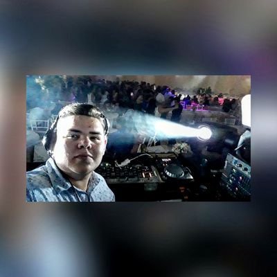 facebook: Alan Martinez Instagram: @djalanm2000 Snapchat: @alanm2000