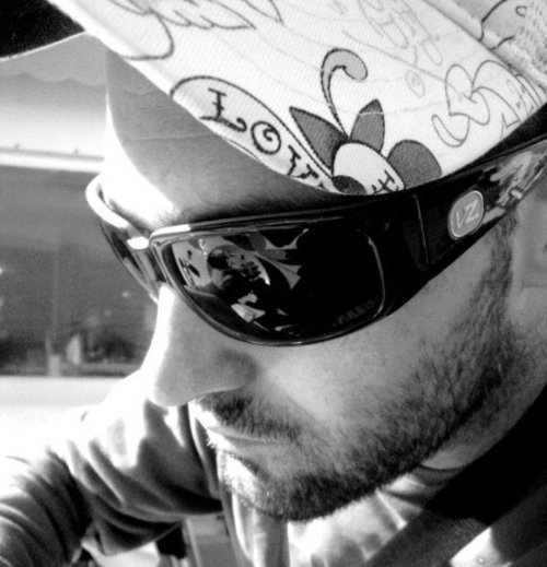 Durd3n's profile picture. Lazy