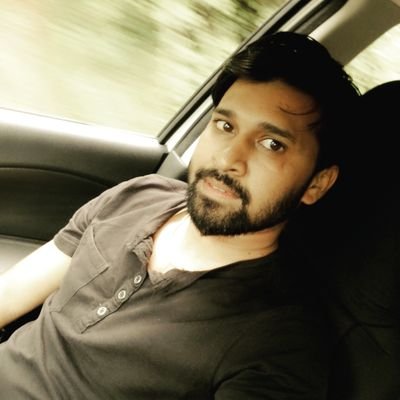 pradeepanand127's profile picture. 