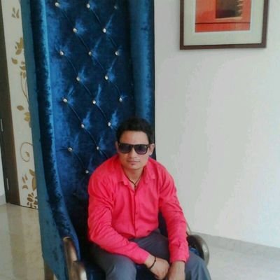 SantoshSg92's profile picture. I’m not smart. I just wear ,@@